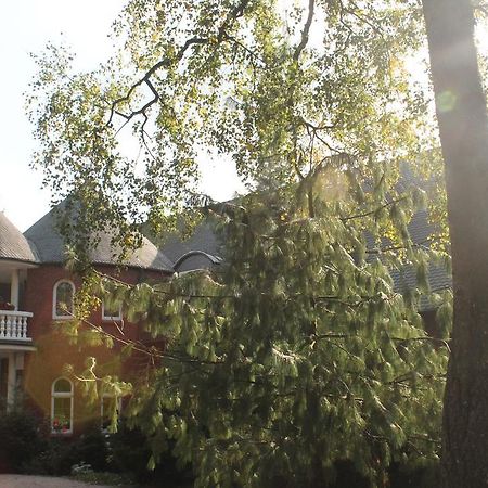 Hotel Und Restaurant Waldschloesschen Crivitz Zewnętrze zdjęcie