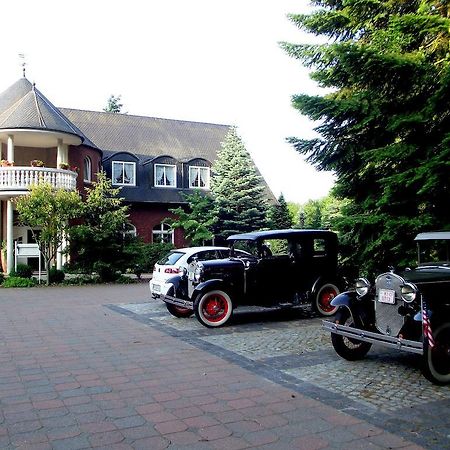Hotel Und Restaurant Waldschloesschen Crivitz Zewnętrze zdjęcie
