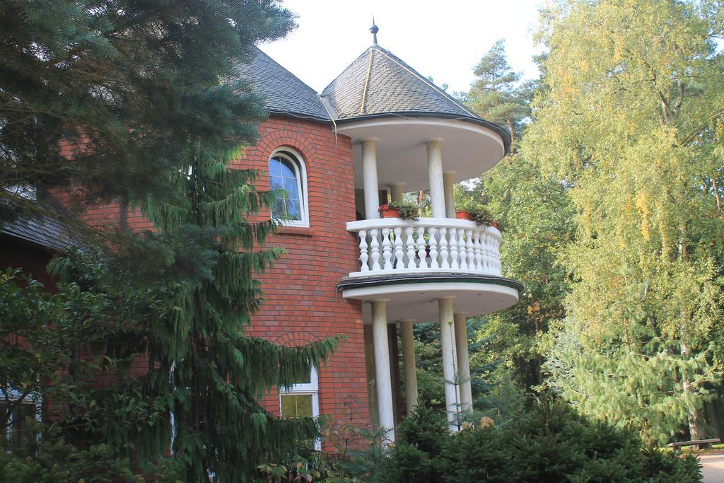 Hotel Und Restaurant Waldschloesschen Crivitz Zewnętrze zdjęcie