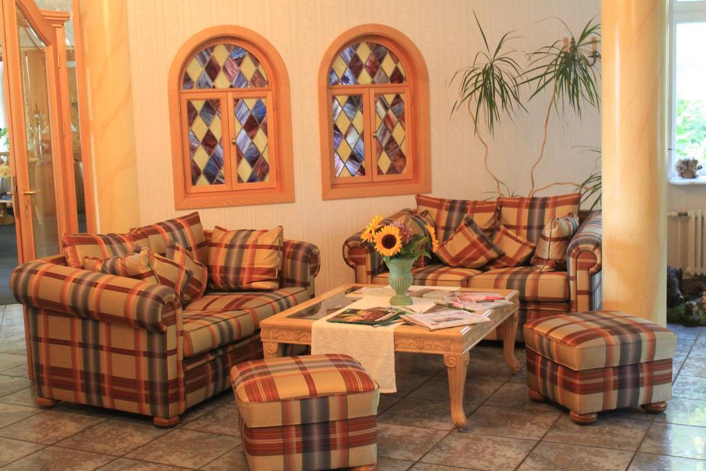 Hotel Und Restaurant Waldschloesschen Crivitz Zewnętrze zdjęcie